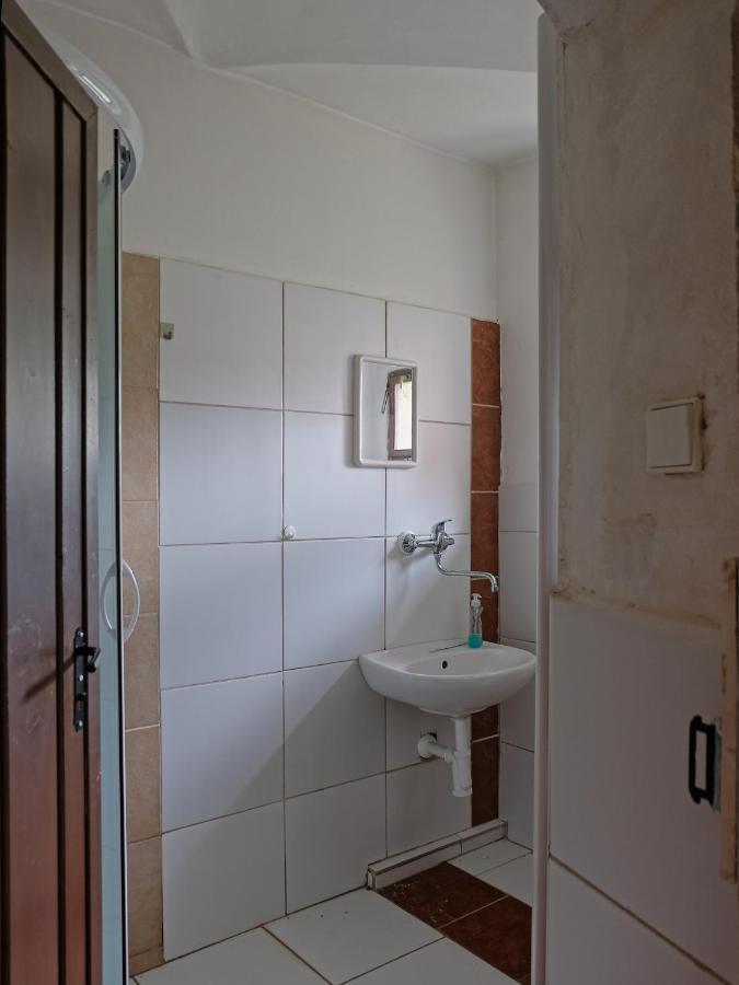 Apartmany V Broumovskem Statku Exterior photo